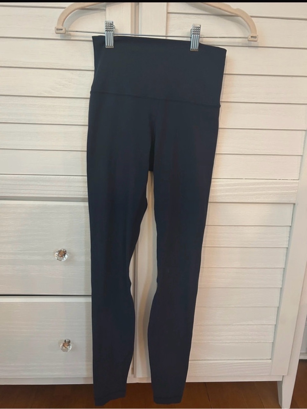 Lululemon Align size 4 28 length navy blue leggings- one mall stain as shown in